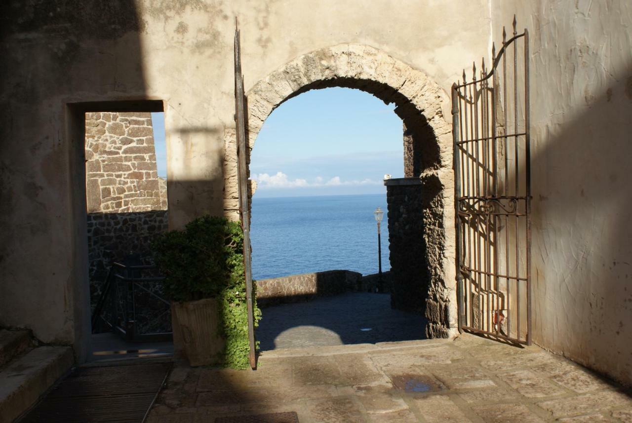Villa La Favola Di Dani Castelsardo Exterior foto
